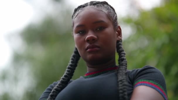 Portrait African Woman Staring Camera Close Black Girl Proud Confident — Vídeos de Stock