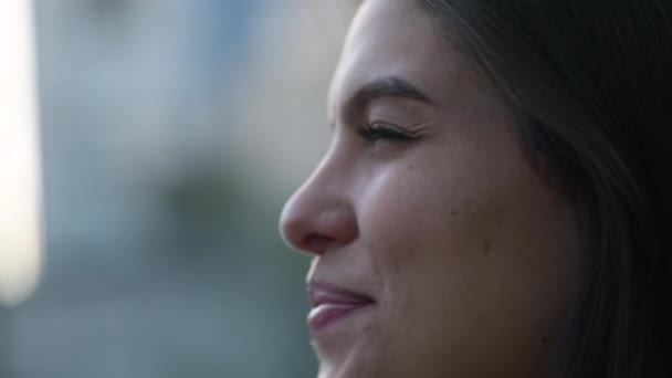 Young Woman Smiling Thoughtful Profile Girl — Vídeos de Stock