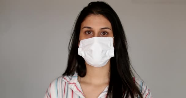 Casual Young Woman Wearing Surgical Mask Prevention Virus Spread — 비디오