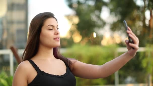 Young Woman Taking Selfie Herself Cellphone — 비디오