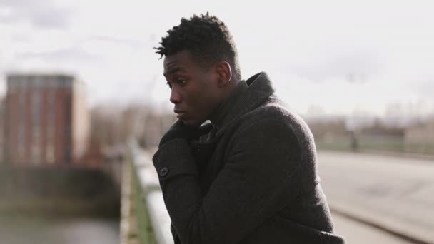 Pensive Black Man Thinking Life Top City Bridge Elegant African — Vídeos de Stock