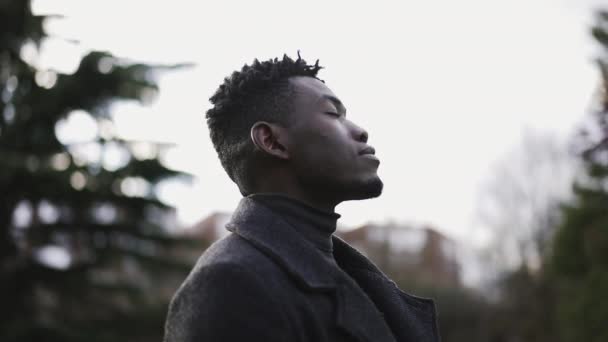 Hopeful Black Man Opening Eyes Sky Smiling — Video Stock