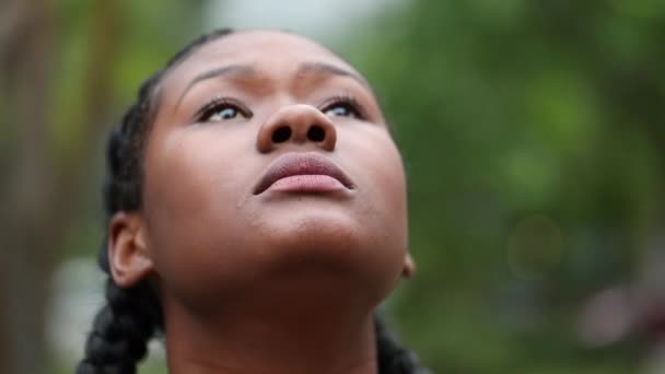 Proud Black African Woman Raising Head Sky — Video