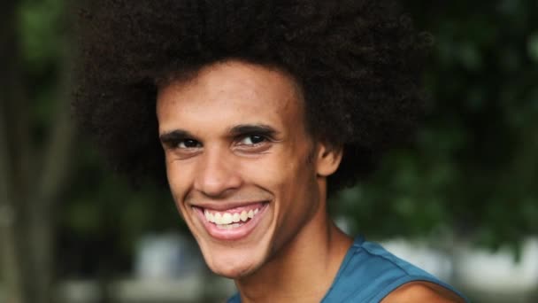 African American Smiling Portrait Young Happy Black Man Handsome Smile — Vídeo de Stock