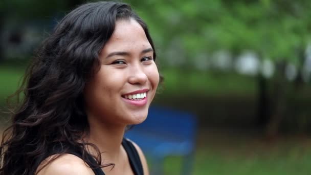 Casual Hispanic Young Woman Smiling Camera Happy Latina Girl Tracking — Video