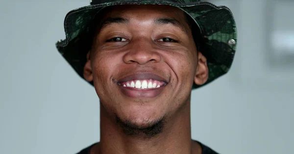 Young Happy Black Man Smiling Camera Portrait — Stockfoto