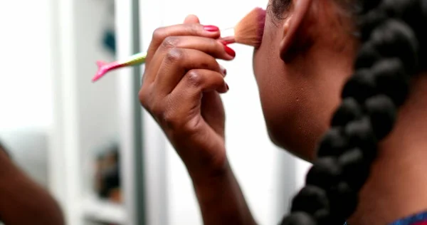 African Woman Applying Make — Stock Fotó