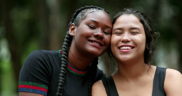 Ethnically Diverse Girlfriends Posing Together African Hispanic Girls — ストック写真
