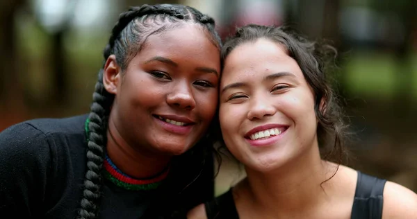 Diverse Girlfriends Smiling Camera Together Ethnically Diversity Women — Φωτογραφία Αρχείου