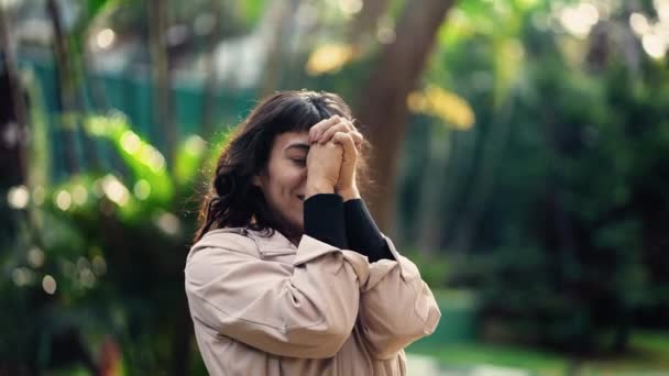 South American Woman Praying God Being Thankful Success — стоковое видео