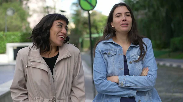 Two Girlfriends Walking Gossiping Together Female Friends Conversation Walk — Stockfoto