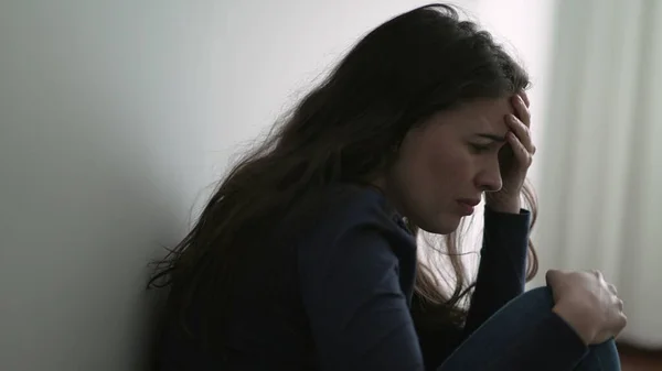 Nervous Woman Suffering Depression Sitting Floor Frustrated Person Mental Anguish — ストック写真