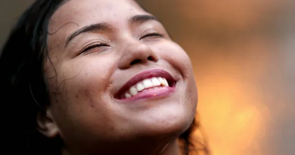 Joyful Smiling Hispanic Woman Face Rain — стоковое фото