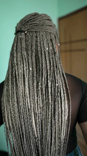 Latina Young Woman Long Hair Box Braids Hairstyle African Girl — Zdjęcie stockowe