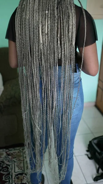 Latina Young Woman Long Hair Box Braids Hairstyle African Girl — 图库照片