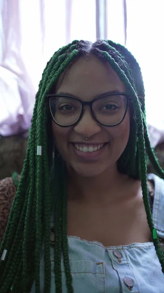 Portrait Young Hispanic Black Woman Box Braid Hairstyle Smiling Camera — Stock Photo, Image