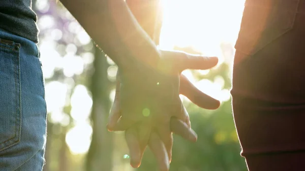 Friends Holdings Hand Together Line — Fotografia de Stock