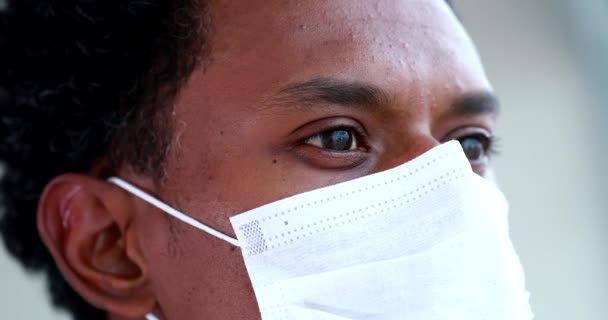 Close Black Man Face Wearing Covid Mask African Person Coronavirus — 图库视频影像