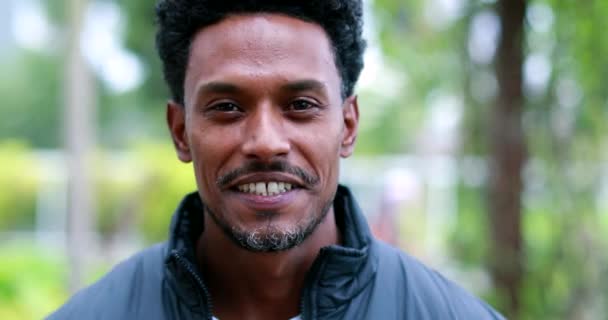 Handsome African American Man Smiling Camera Walking Forward — стоковое видео