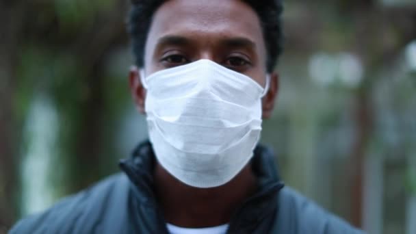 Portrait Black African Man Wearing Surgical Mask Epidemic Prevention Person — Video Stock