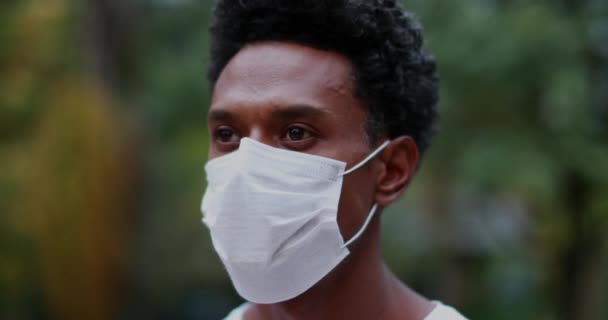 Portrait African Black Person Wearing Covid Prevention Mask — Vídeo de Stock