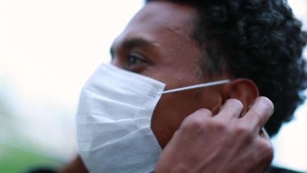 Black Man Removing Surgical Mask Closeup Face — Stock video