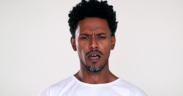 African Man Reacting Shock Surprise Tense Reaction Face Emotion — Vídeos de Stock