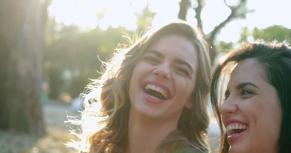 Real Life Girlfriends Posing Selfie Candid Authentic Friends Laughing Smiling — Fotografia de Stock