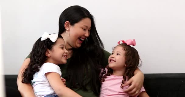 Asian Mom Hispanic Mix Children Interaction — Vídeo de Stock