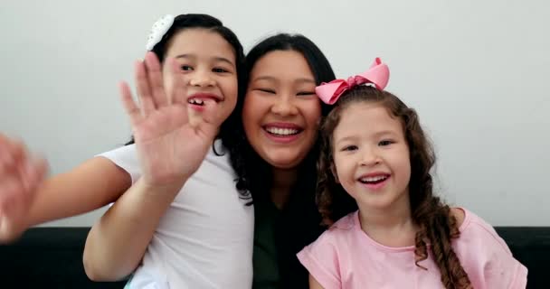 Asian Mother Little Girls Talking Camera — Stockvideo