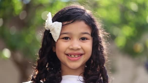Happy Little Girl Child Smiling Camera Portrat Hispanic Asian Kid — Video