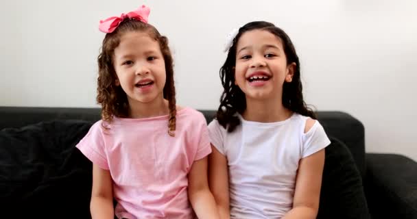 Two Little Girls Asking Audience Subscribe Video Channel Kids Online — Vídeo de stock
