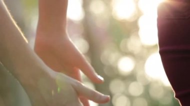 Letting go of love, splitting relationship by disjoining hands, concept