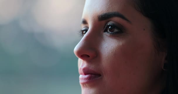 Close Hispanic Latina Beautiful Young Woman Smiling Sunlight — Stockvideo