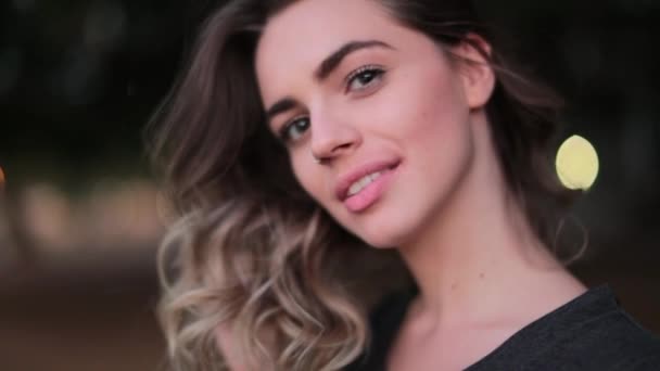 Pretty Girl Smiling Camera Portrait Young Woman Starring Camera Hypnotic — Stock Video