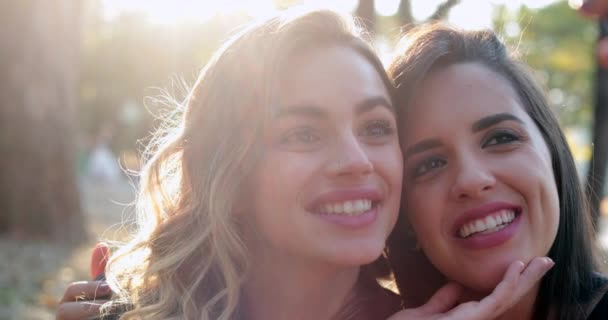 Girlfriends Posing Selfie Friend Kissing Female Partner Cheek Real Life — Vídeo de stock