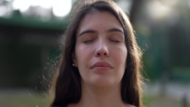 Happy Woman Opening Eyes Camera Smiling Contemplative Person Eyes Closed — Stock videók