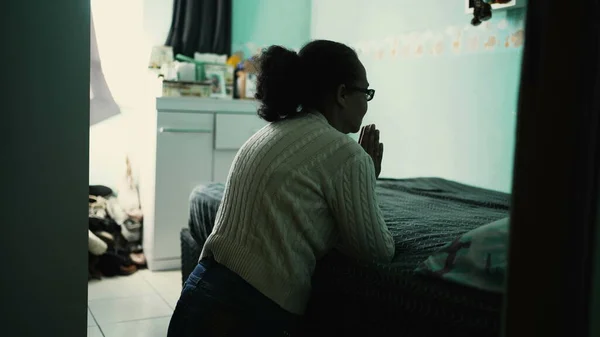 One Hispanic Older Woman Praying Bedside Religious Elder Person Faith — Zdjęcie stockowe