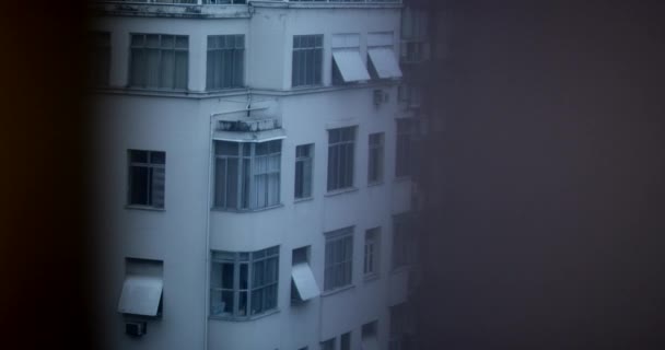 Переглядаючи Перспективу Вікна Квартири Фасад Будівлі — стокове відео