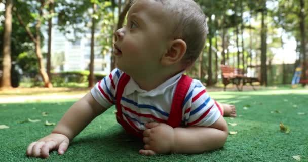 Baby Looking Observing Other Children Playing Having Fun Casual Authentic — Video Stock
