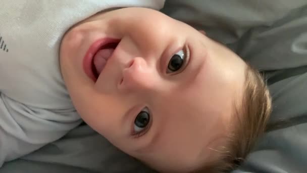 Closeup Baby Toddler Baby Face Happy Smiling Looking Camera — Stockvideo