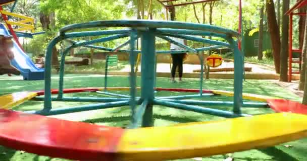 Playground Roundabout Spinning Children — Stock Video