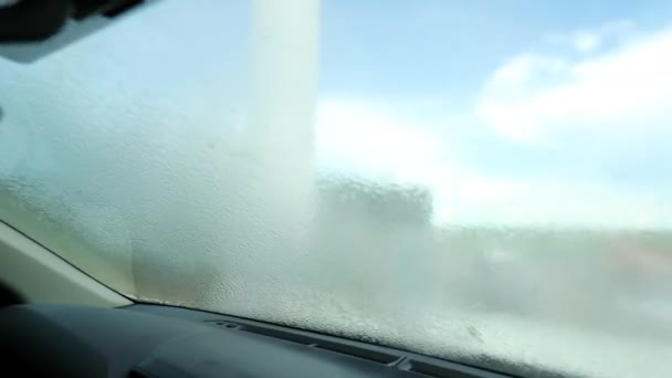 Person Using Water Hose Pressure Cleaning Window Slow Motion 120Fps — Stock video