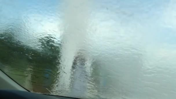 Cleaning Windshield Window Water Pressure Hose 120Fps Slowmotion — Video Stock