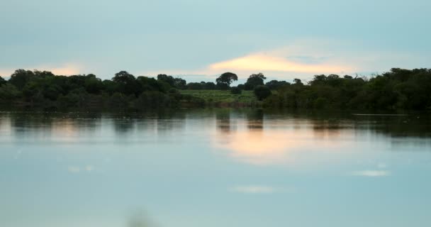 Scenic Beautiful Lake Reflection Sunset — Video Stock