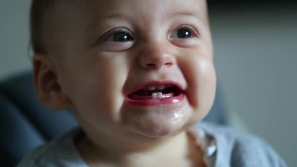 Spontaneous Baby Child Smile Laugh — Stok video