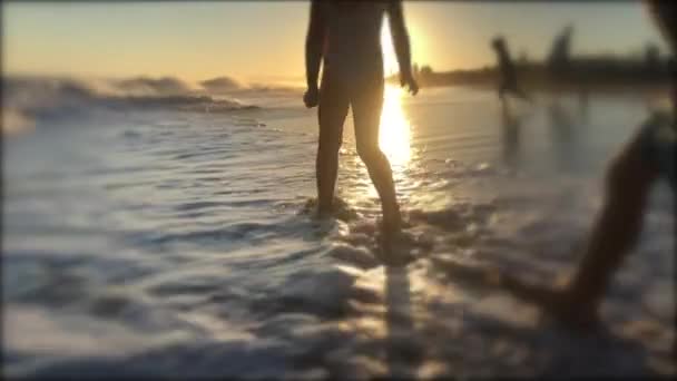 Dreamy Clip Little Girl Feet Beach Playing Water — Video Stock