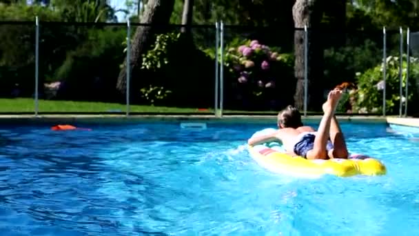 Kid Sliding Inflatable Mattress Pool — Stock Video