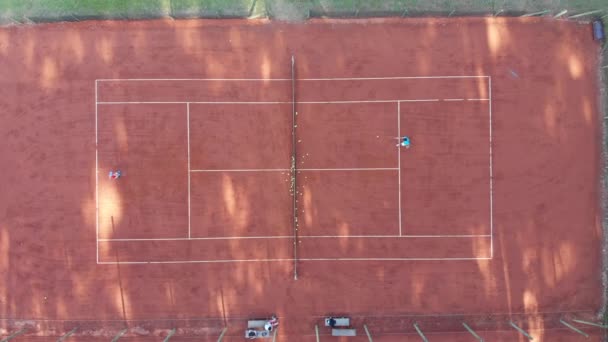 Tennis Court Seen Vertical Shot Two Players Playing Match — Stok video