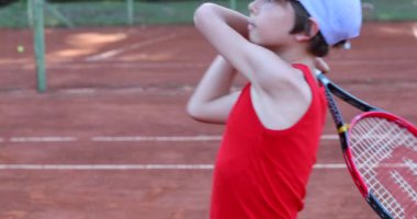 Punta Del Este Uruguay 27 Aralık 2018 - Çocuk Eğitimi Açık havada Tenis Oynuyor